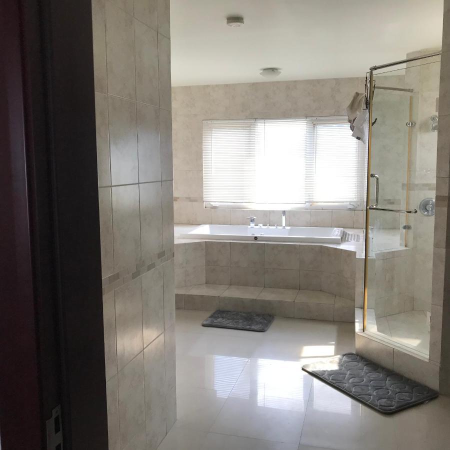 Alexanders Penthouse On The Beach โอโชรีโอส ภายนอก รูปภาพ